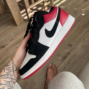 Air Jordan 1 Low GS